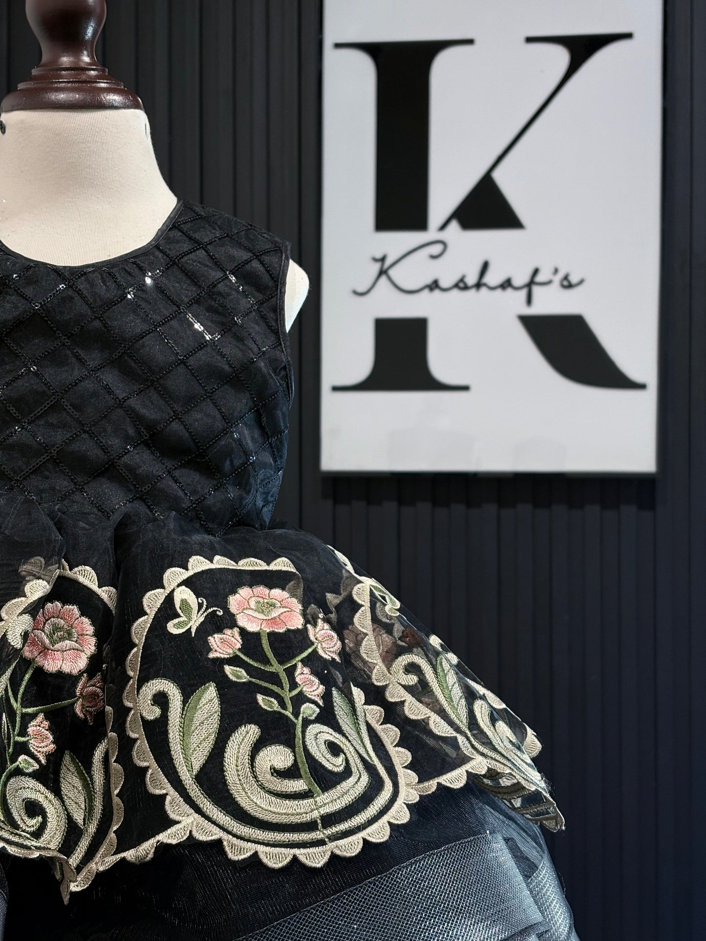 LUX. EMB FROCK BLACK 4114