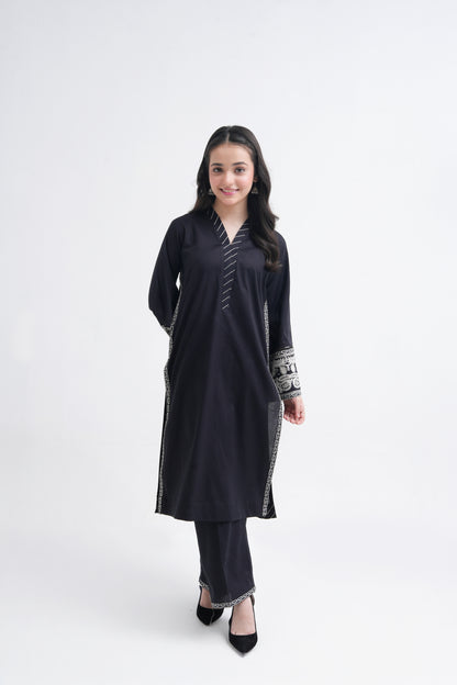 2 PIECE EMRODERED LAWN SUIT BLACK KV-1024