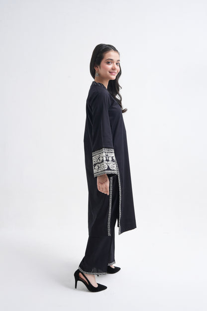 2 PIECE EMRODERED LAWN SUIT BLACK KV-1024