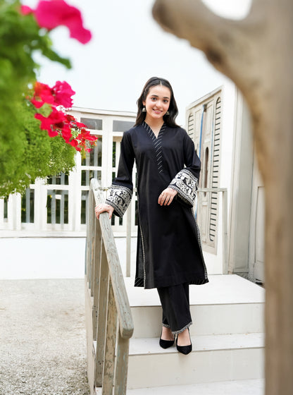2 PIECE EMRODERED LAWN SUIT BLACK KV-1024
