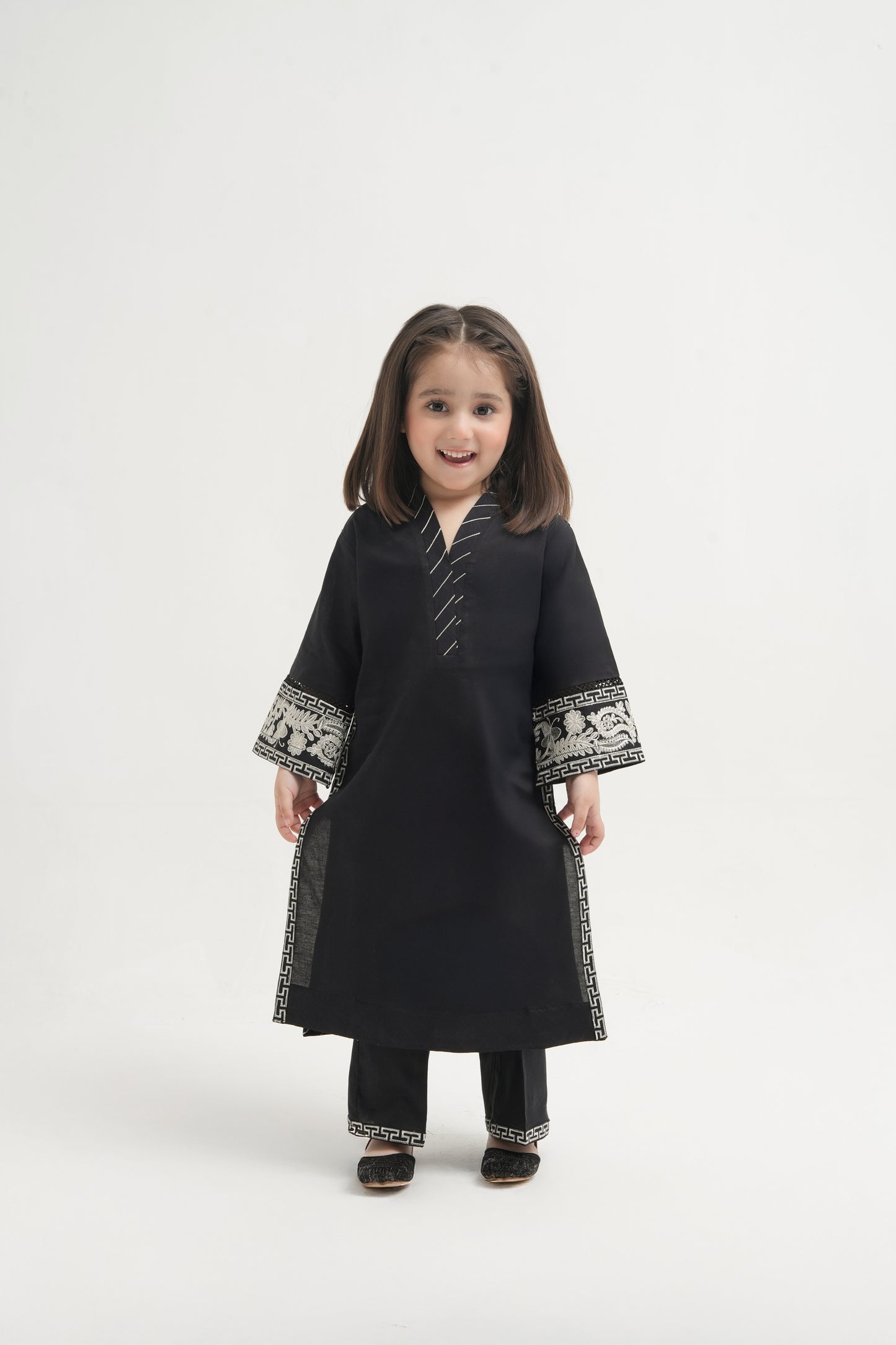 2 PIECE EMRODERED LAWN SUIT BLACK KV-1024