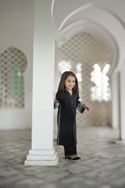 2 PIECE EMRODERED LAWN SUIT BLACK KV-1024