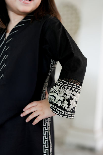 2 PIECE EMRODERED LAWN SUIT BLACK KV-1024