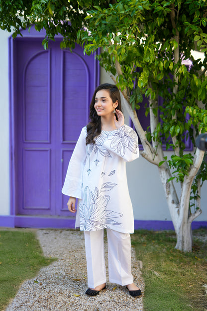 2 PIECE EMRODERED LAWN SUIT WHITE KRS-1022