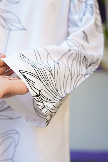 2 PIECE EMRODERED LAWN SUIT WHITE KRS-1022