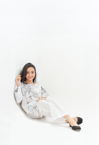 2 PIECE EMRODERED LAWN SUIT WHITE KRS-1022