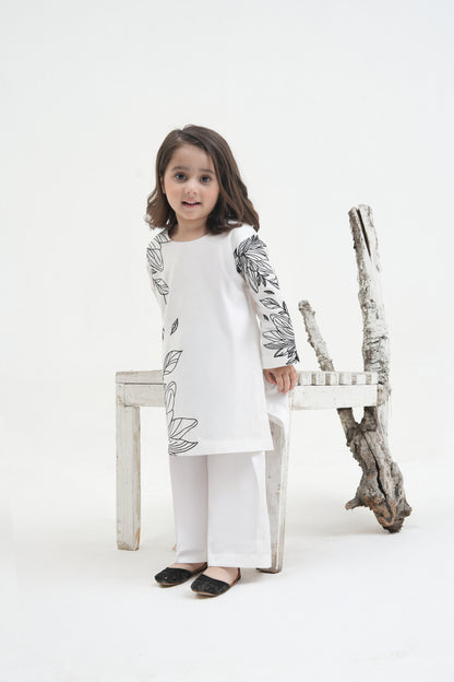 2 PIECE EMRODERED LAWN SUIT WHITE KRS-1022