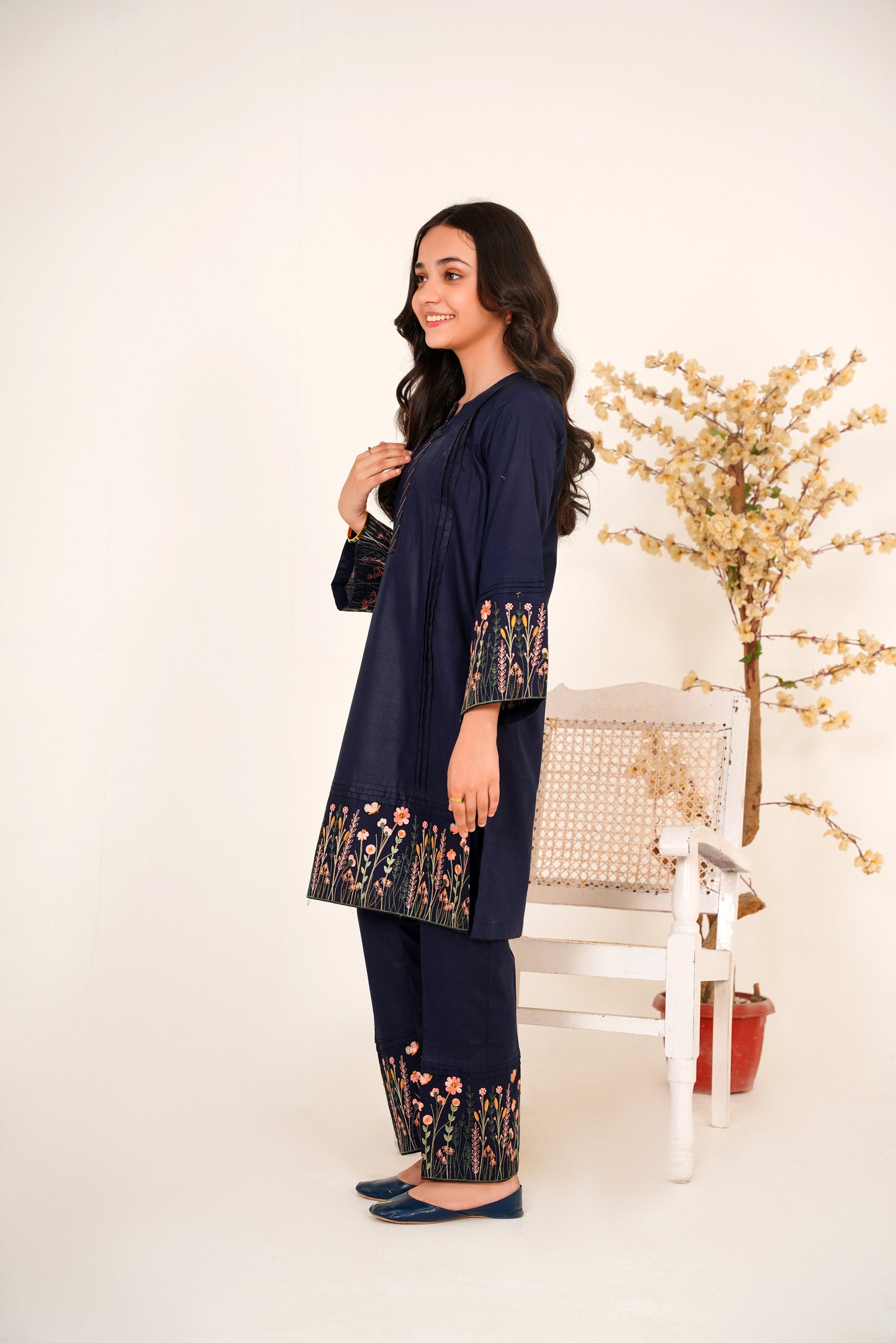 2 PIECE EMBROIDERED LAWN SUIT SINGLE BORDER NAVY BLUE 2102