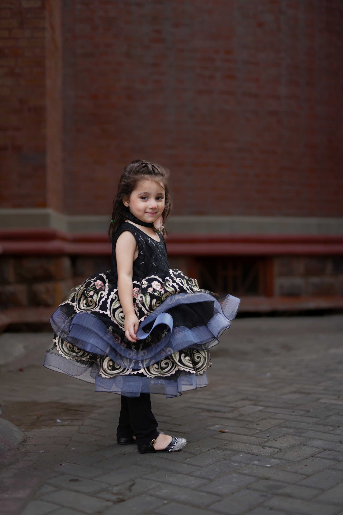 LUX. EMB FROCK BLACK 4114