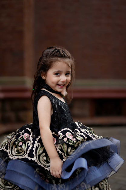 LUX. EMB FROCK BLACK 4114