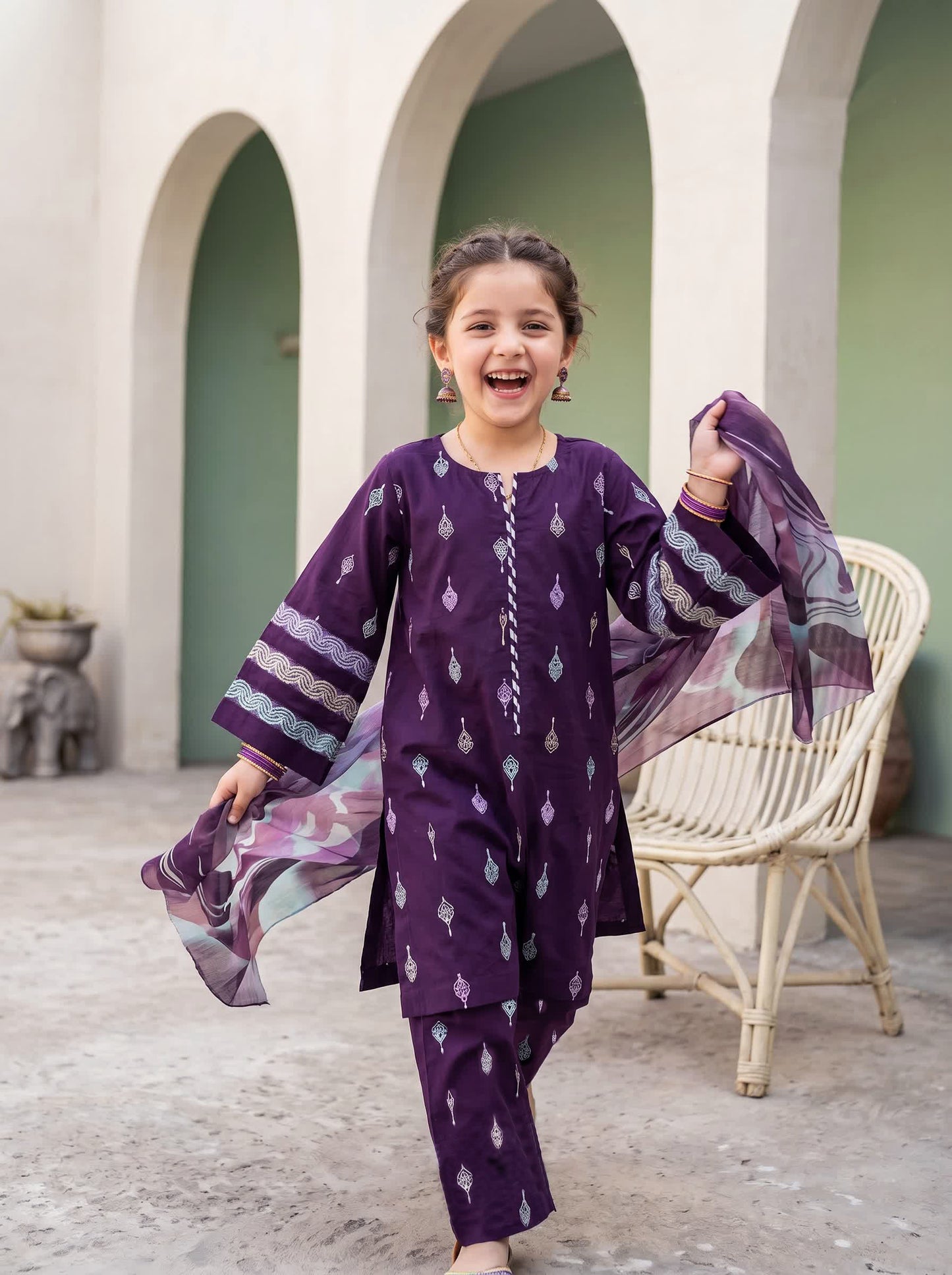 3 PIECE EMBROIDED LAWN SUIT PURPLE KCB 4005