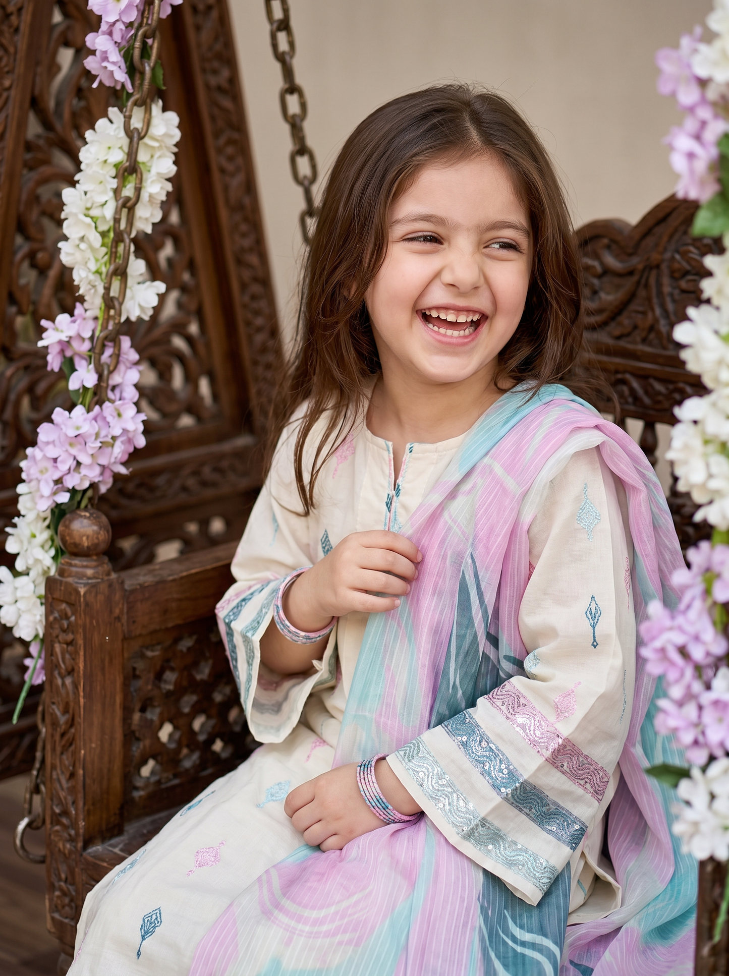 3 PIECE EMBROIDED LAWN SUIT WHITE KCB 4003