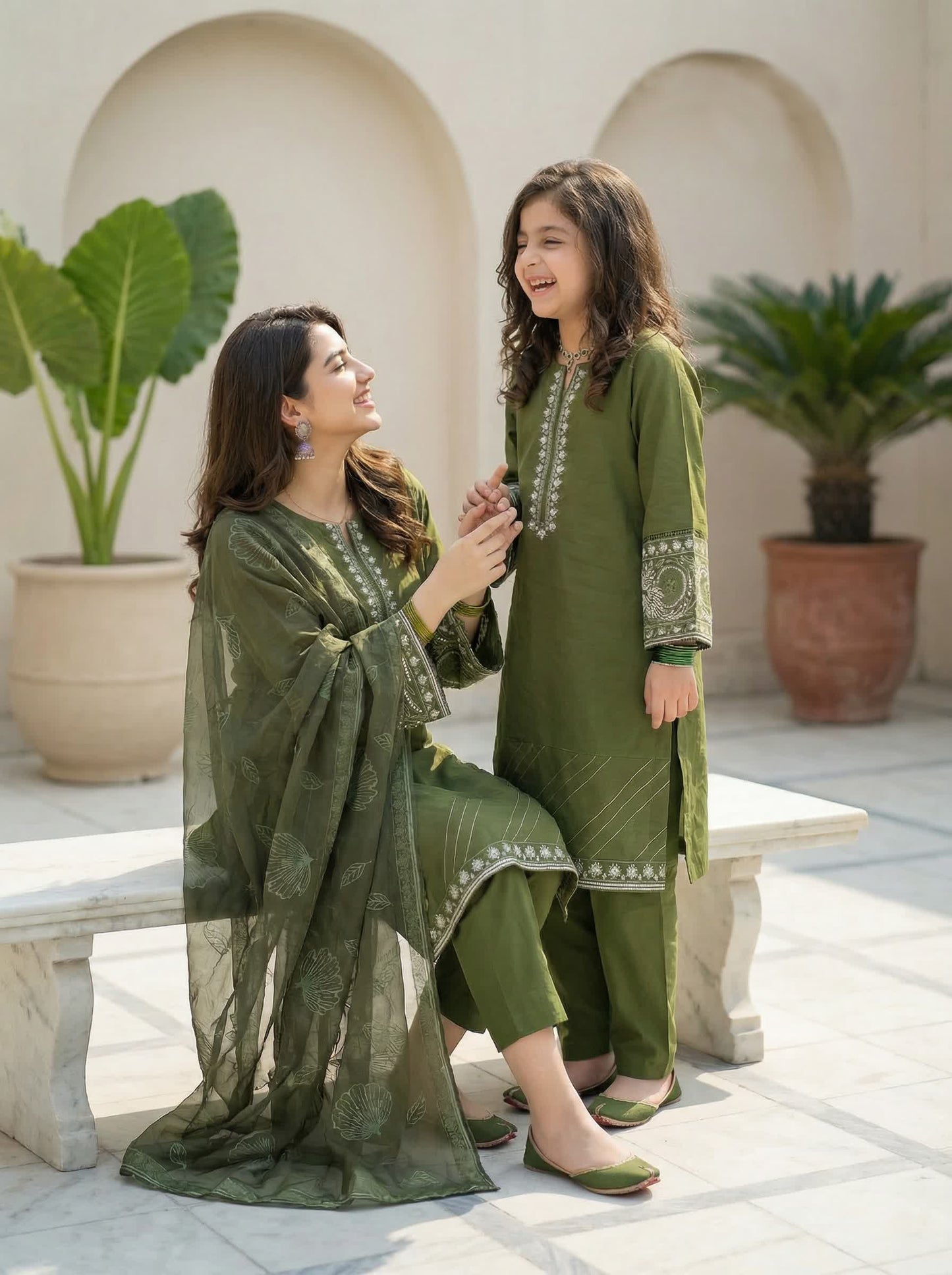 3 PIECE EMBROIDED LAWN SUIT OLIVE KCG 4000